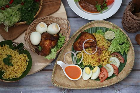 Nasi ayam penyet merupakan salah satu hidangan yang popular di malaysia. Nasi Khao Mok Kai ~ Resepi Terbaik