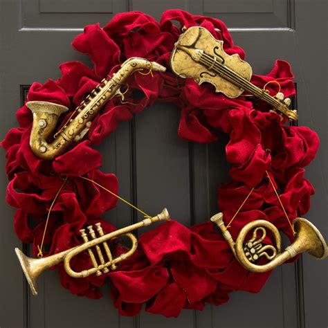 8 11 Assorted Musical Instrument Ornaments Gold Set Of 4 Wreath