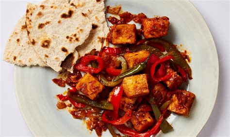 Meera Sodhas Vegan Recipe For Chilli Tofu Food The Guardian Chilli