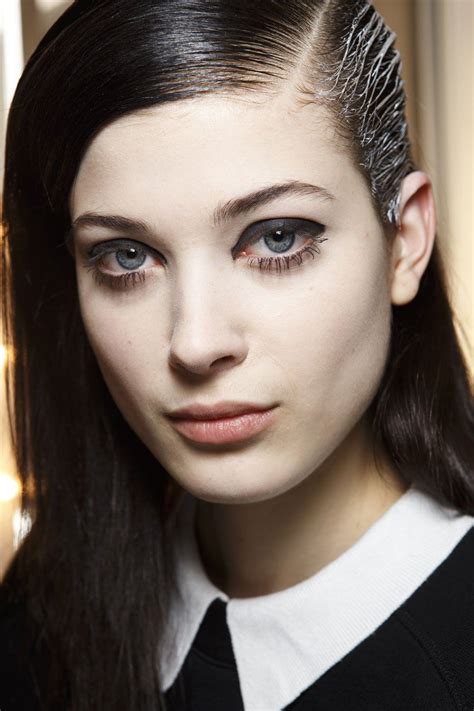 Maxime Simoens Fall 2014 Pop Art Makeup Hair Makeup Beauty Trends