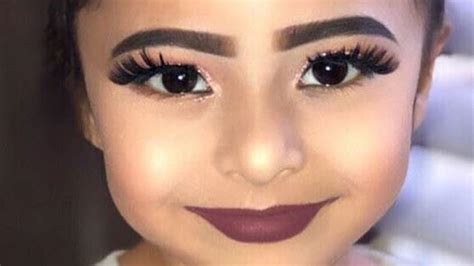 Blogger Sparks Outrage With Photo Of Little Girl In Heavy Makeup 9honey