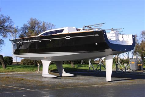 If any leakage causes overflow in duct keel, the bilge well will fill up and give alarm. Bilge keel performance design - Page 3