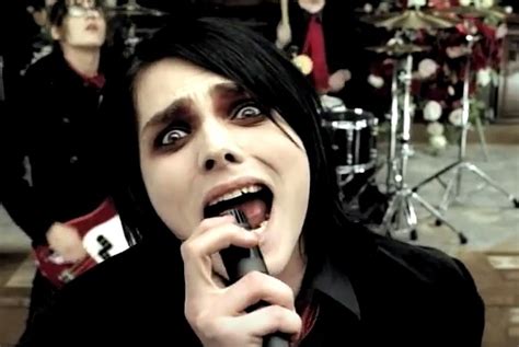 Emo guys & girls join our emo scene community , create your profile, upload emo pictures & interact with other emo / scene people worldwide through comments, private messages, ratings, journals, chat. 8 Emo Songs from the 2000's For Your Misunderstood Soul!