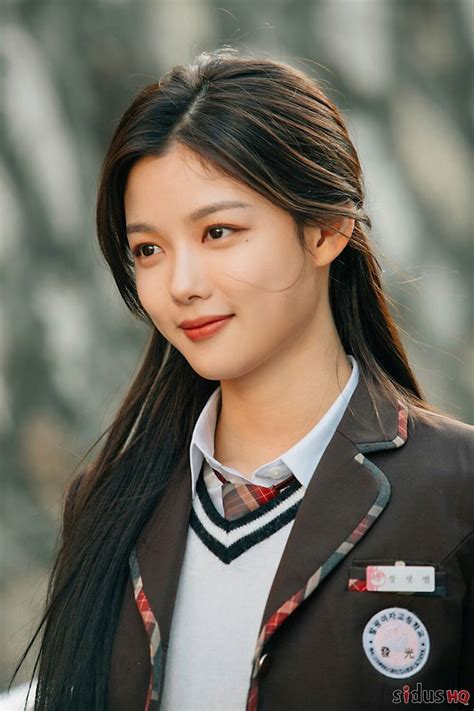 Pin Oleh Ra L Laureano Di Pa Ga Mi Aktris Gadis Korea Wanita Cantik