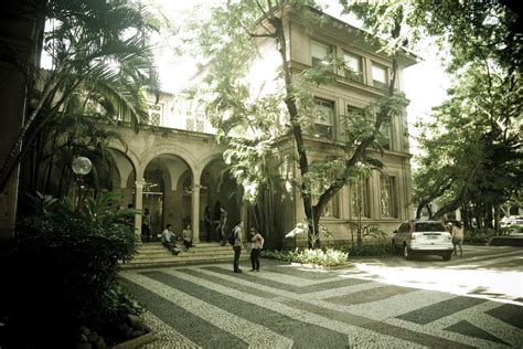 Veiga De Almeida Tijuca