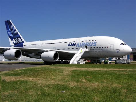 Fileairbus A380 Paris Air Show Wikimedia Commons