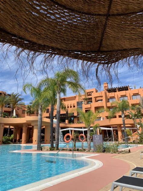 Royal hideaway sancti petri, un hotel de lujo a primera linea de playa que la cadena barceló tiene en sancti petri, es un hotel excepcional para la celebración de vuestra boda. "Außenansicht" Royal Hideaway Sancti Petri (Novo Sancti Petri) • HolidayCheck (Costa de la Luz ...