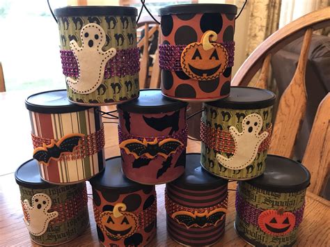 Pin By Diane Burns On Halloween Can Crafts Pringles Can Holidays