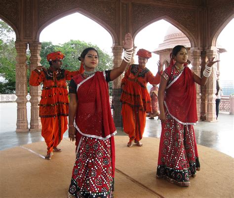 Kalbelia Dance Performance At Jaipur Gounesco Go Unesco