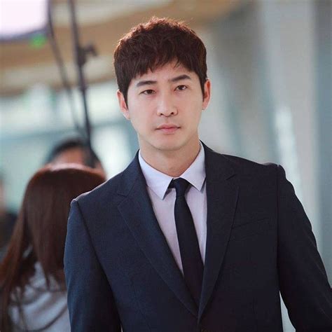 Skorean Actor Kang Ji Hwan Faces Possible Three Year Jail Term For Rape