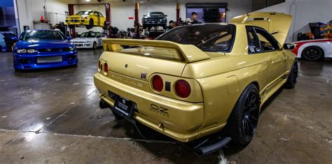 Smokey Nagata Sells Top Secret Gold R32 Skyline Gt R To Us Car Collector