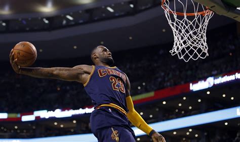 Lebron James Dunking Wallpaper Hd