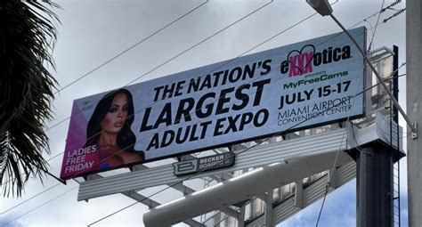 TW Pornstars KiKi Klout Twitter Whos Ready For Exxxotica Miami EXXXOTICA PM