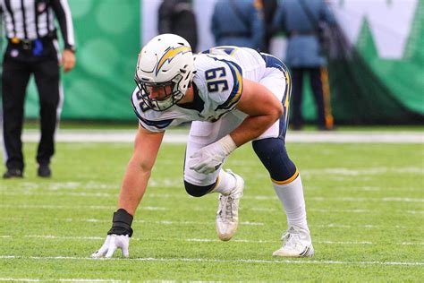 See projected points, yards, tds, ints, and more as a part of your fantasy football qb draft below are his projections for quarterback, which encompass the following categories for each player: 2018 Rankings: Top 25 Defensive Linemen For Fantasy ...