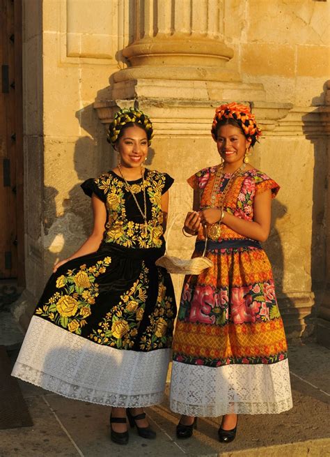 Одежда мексиканской женщины 95 фото