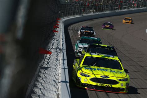 Fanshield 500 | nascar cup series at phoenix raceway. Paul Menard - Paul Menard Photos - Zimbio