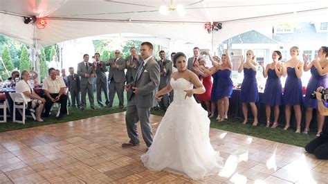 Best Wedding First Dance Ever Awesome Bride And Groom