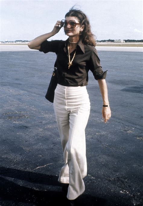 Jackie Kennedy Onassis 70s Jackie Kennedy Style Outfits Estilo Jackie