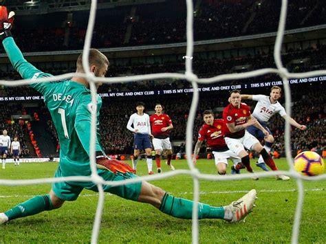 Tottenham Vs Manchester United David De Gea Puts His