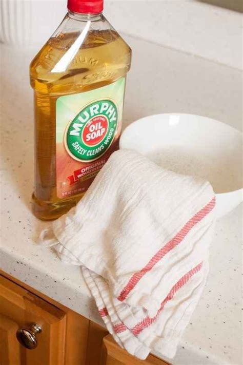 Cleaning solution for kitchen cabinets. 29 Clever Kitchen Cleaning Tips Every Clean Freak Needs To ...