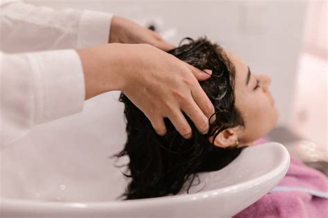 Effets D Sastreux Qui Se Produisent Lorsque Vous Vous Lavez Les Cheveux L Eau Chaude