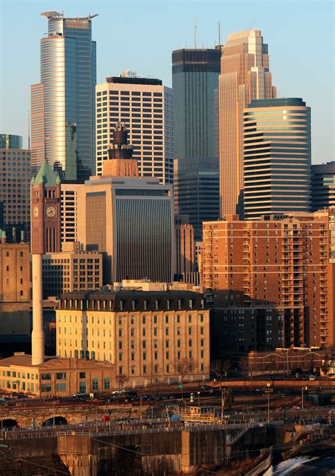 Downtown Minneapolis In The Morning Mr Moment Flickr