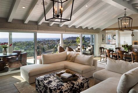 Gorgeous Transitional Style Home In San Diego With Inviting Interiors