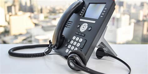 What You Need To Do Before Committing To A New Voip System Long