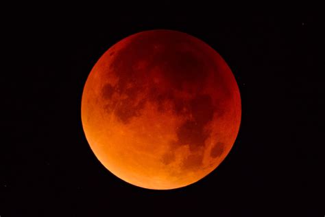 Red Moon Rising Get Set For The Longest Lunar Eclipse Of The 21st