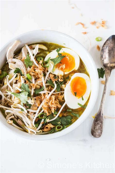 Put the soto into individual soup bowls. Soto Ayam | Recipe | Asian recipes, Food recipes, Food ...