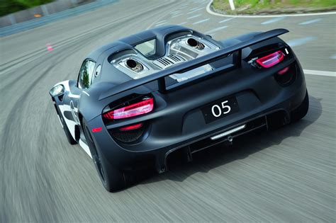 Porsche 918 Spyder Pre Production Prototype Images Released Autoevolution