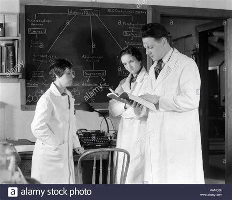 1930s 1940s THREE SCIENTISTS IN WHITE LAB COATS CONSULTING BOOK ONE MAN