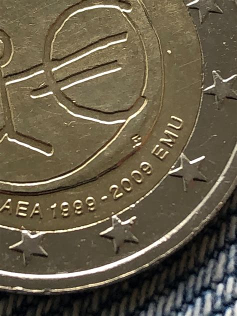 2 Euro Coin 2009 Stick Figure 1999 2009 Ireland Eire Rare Mint Errors