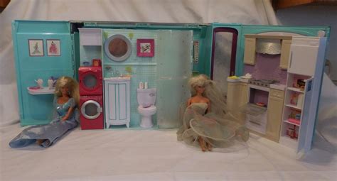 Vintage Barbie Folding House 2007 MY HOUSE Dollhouse With 2 1966 Dolls