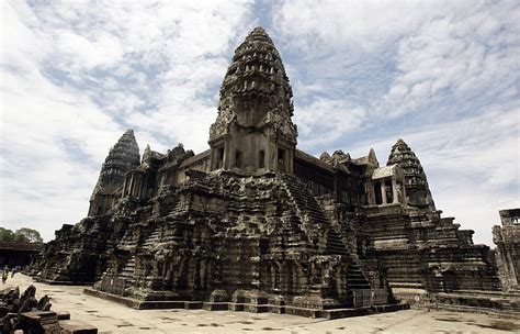 Ancient Cambodian City Discovered