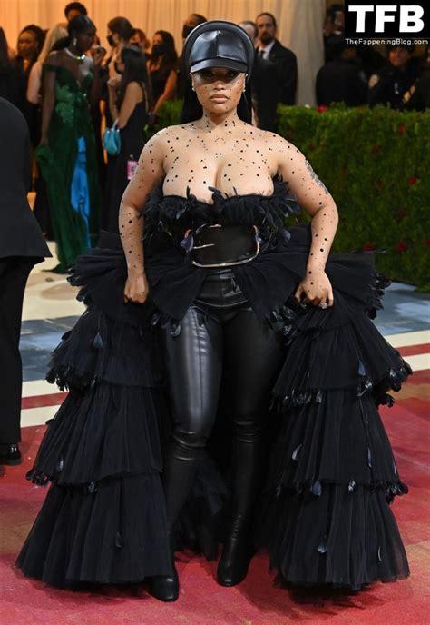 Nicki Minaj Displays Her Huge Boobs At The 2022 Met Gala In Nyc 78 Photos Onlyfans Leaked Nudes