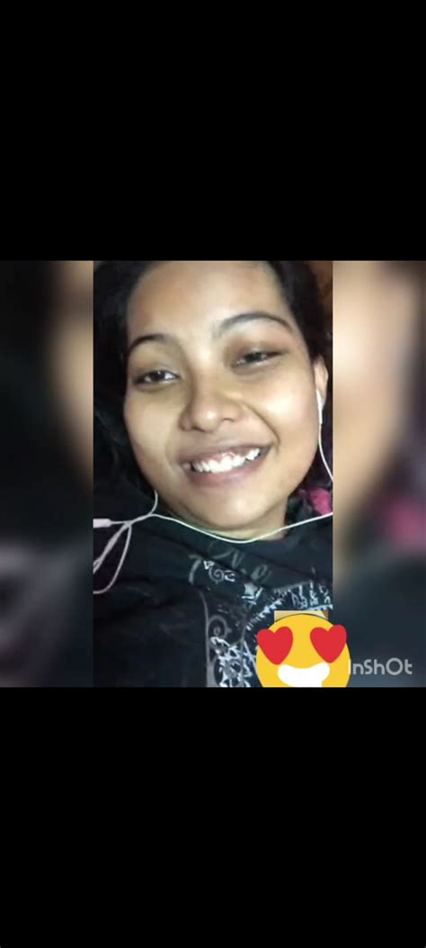 cute girl pussy shows on videocall