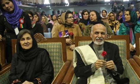 Абдулла, карзай и хекматияр вошли в новый координационный совет По-различната първа дама на Афганистан - Последни Новини ...