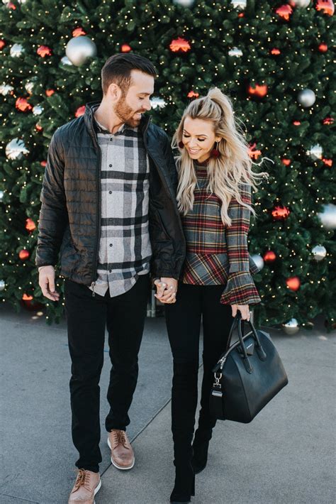 Christmas gifts for couples are a lifesaver when you're on a tight budget. Gifts Ideas For The Guys | Holiday Couples Look