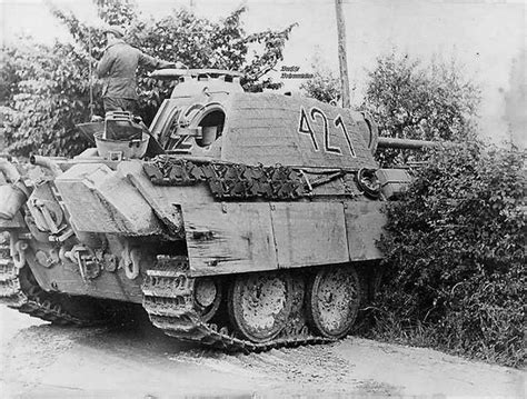 Panther Tank Number 421 With Zimmerit Special Anti Magnetic Paste