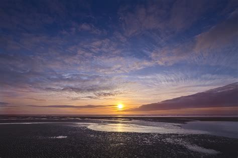 Gambar Pantai Air Pasir Lautan Horison Awan Langit Matahari Terbit Matahari Terbenam