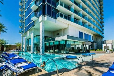 Swimming pool, internet, air conditioning, hot tub, fireplace, tv, satellite or cable location type. STRIP VIEW BEAUTIFUL PALMS PLACE STUDIO 15 Has Parking and ...