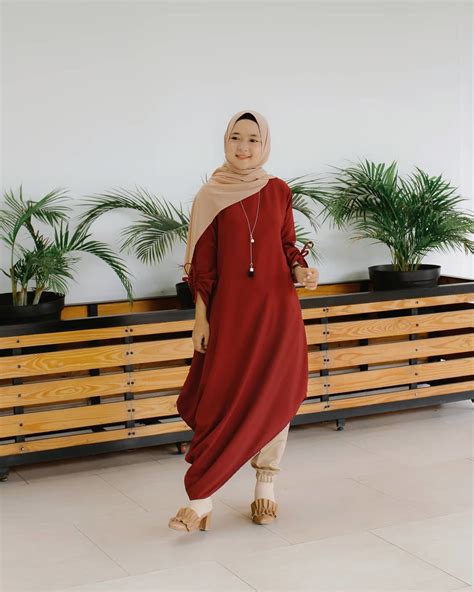 Perpaduan Baju Warna Maroon Cocok Dengan Jilbab Warna Baju Warna