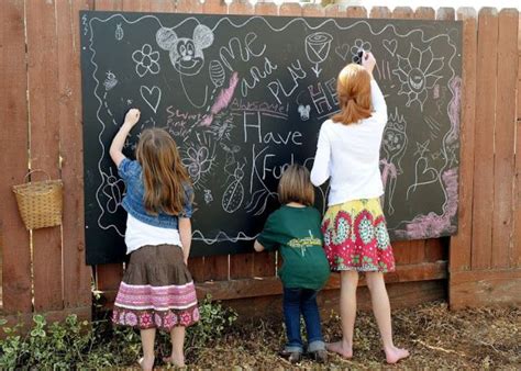 15 Cool Outdoor Chalkboard Walls For Kids Kidsomania