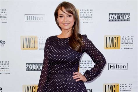 Milana Vayntrub Nude Pictures Which Demonstrate Excellence Beyond