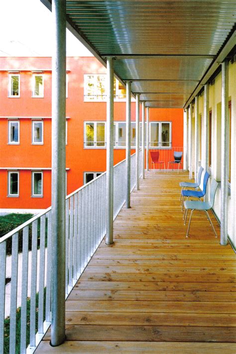 Es bietet platz für bis zu 100 patienten und beherbergt eine akutgeriatrie, eine geriatrische frührehabilitation. Paul-Gerhardt-Haus - Ingenieurbüro Sikora