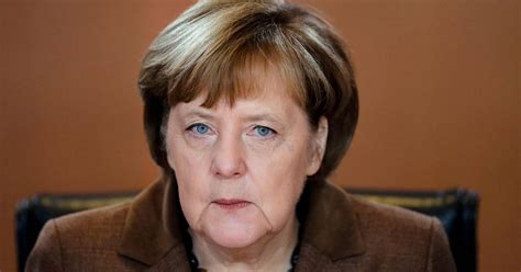 Angela Merkel Hoppas På Tysk Storkoalition Dagen