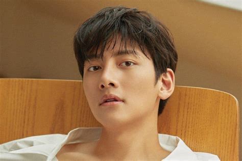 You guys trying to guess which one is @cherkell ? Ji Chang Wook Ungkap Hal yang di Inginkan Untuk Drama ...