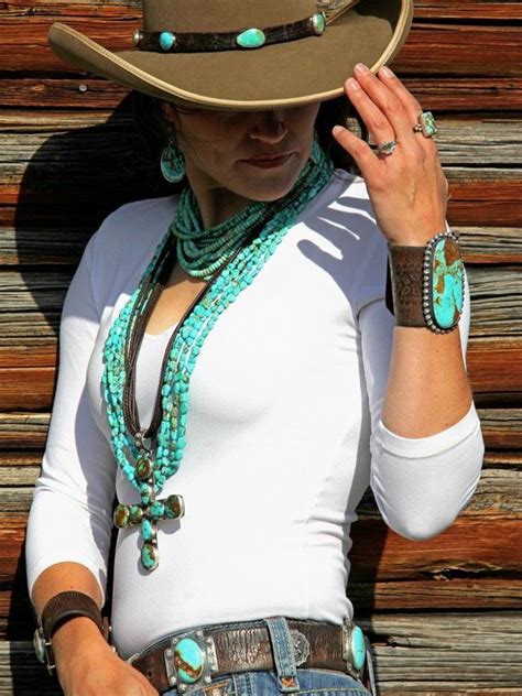 How To Do The Western Look Cute Cowgirl Outfit Ideas Glam Radar