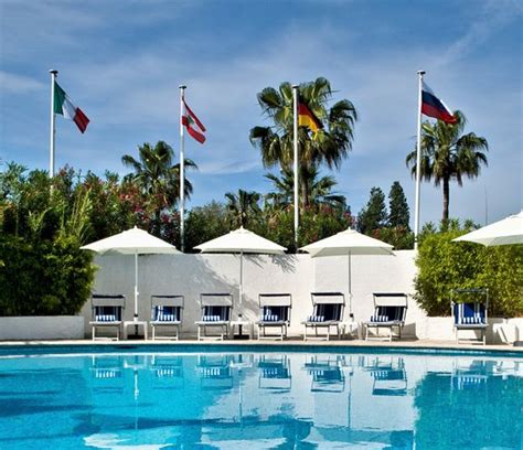 Guests benefit from free access to the seasonal outdoor swimming. PARK INN BY RADISSON NICE AIRPORT Hotel (Nizza, Francia ...